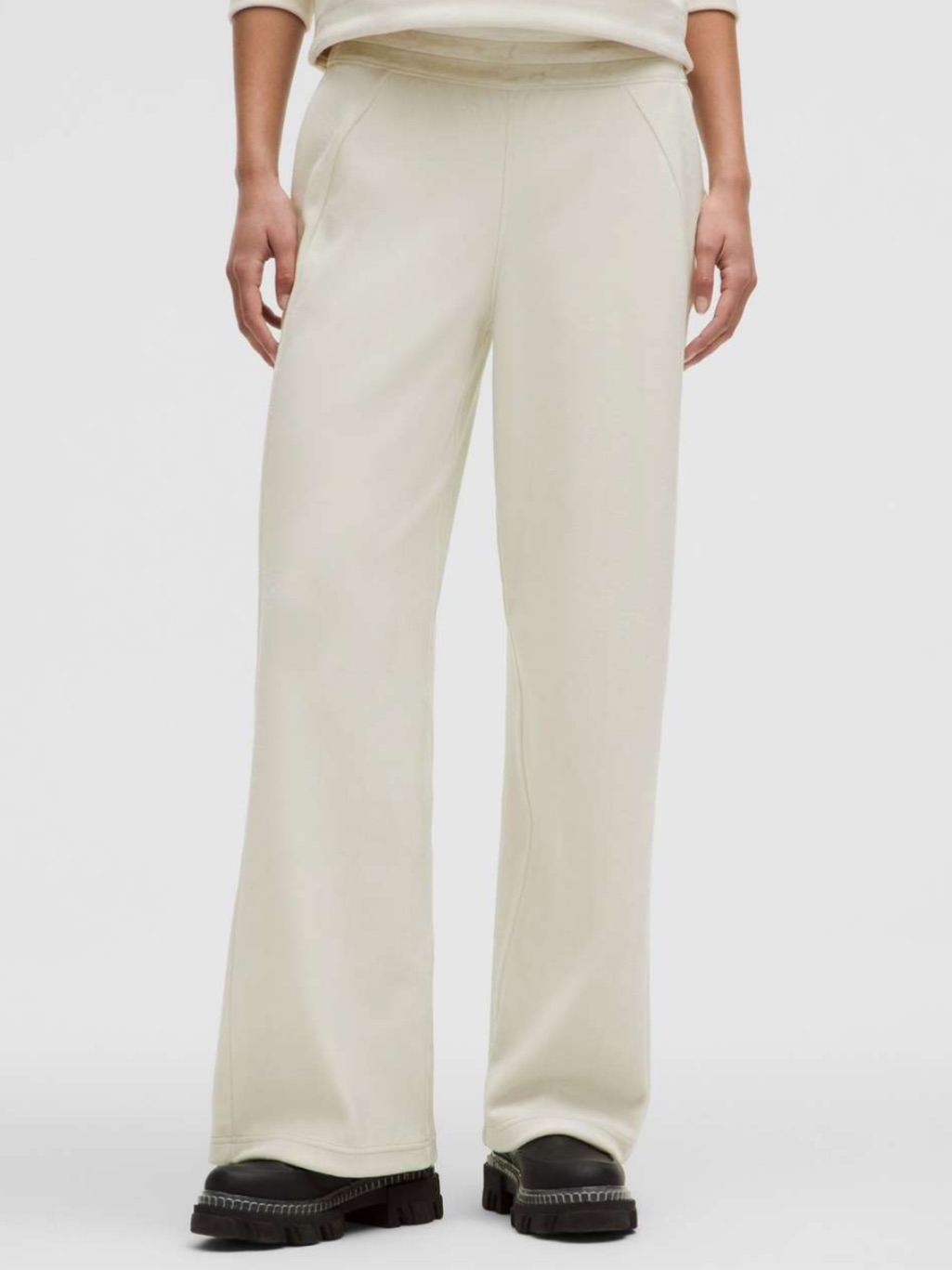 Women’s Lululemon Scuba Mid-Rise Wide-Leg Velvet Pant In Bone Size Xs
